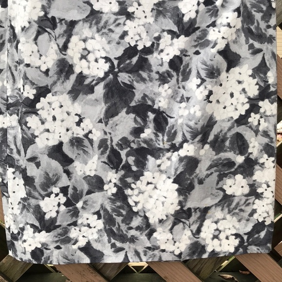 TALBOTS FLORAL SKIRT - Picture 3 of 7